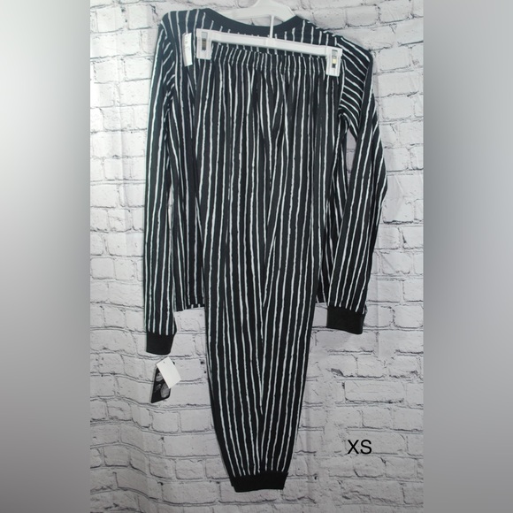 Nightmare Before Christmas 2 Piece Jack Pajama set Various Sizes Holiday New - Picture 2 of 12